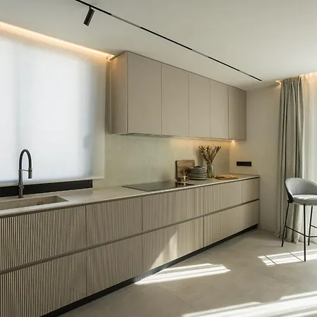 Serenis Villa